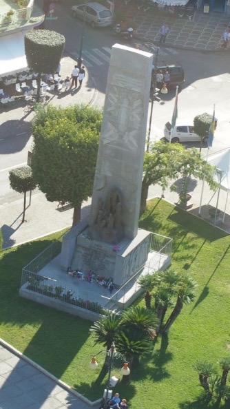 Pomnik na placu Bartola - widok z lotu ptaka